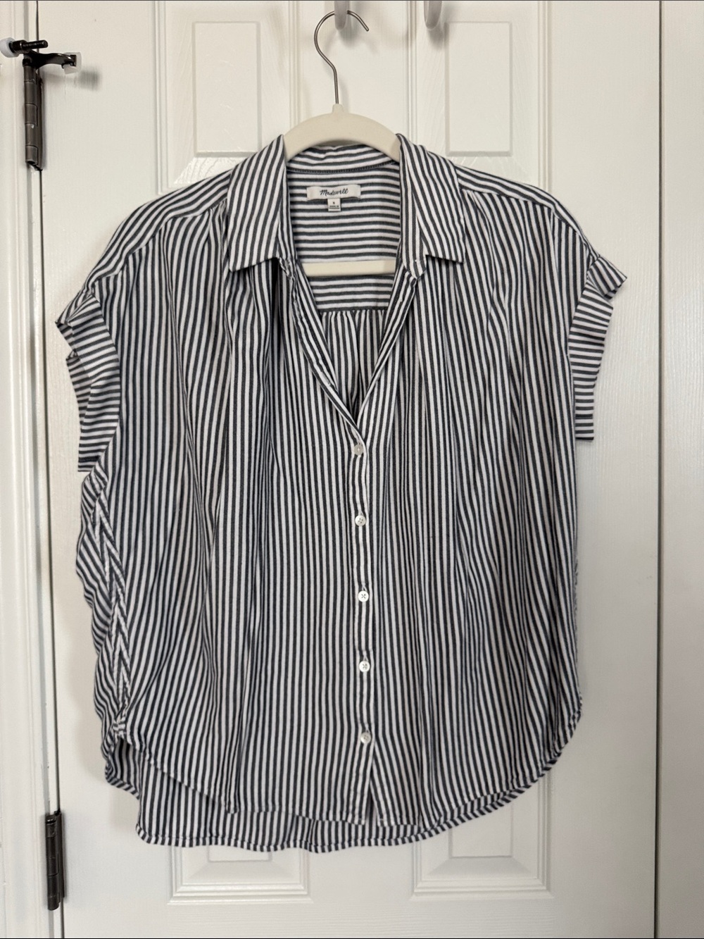 Madewell Navy and White Vertical Stripe Button-Up Shirt